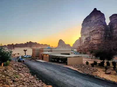منتجع شادن